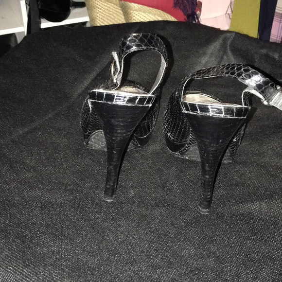 snake skin stilettos - Picture 4 of 4